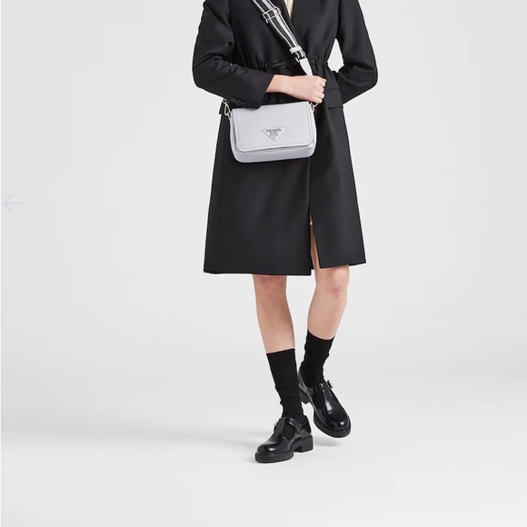 PRADA NEW WOMENS CROSSBODY HANDBAG BAG GENUINE LEATHER FLAP CORNFLOWER  MED - Picture 4 of 9